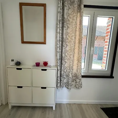 A La Ferme, T2 Weppes *